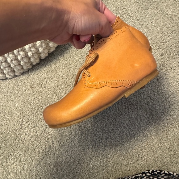 Adelisa & Co size 10 Primavera Boots - Picture 3 of 7